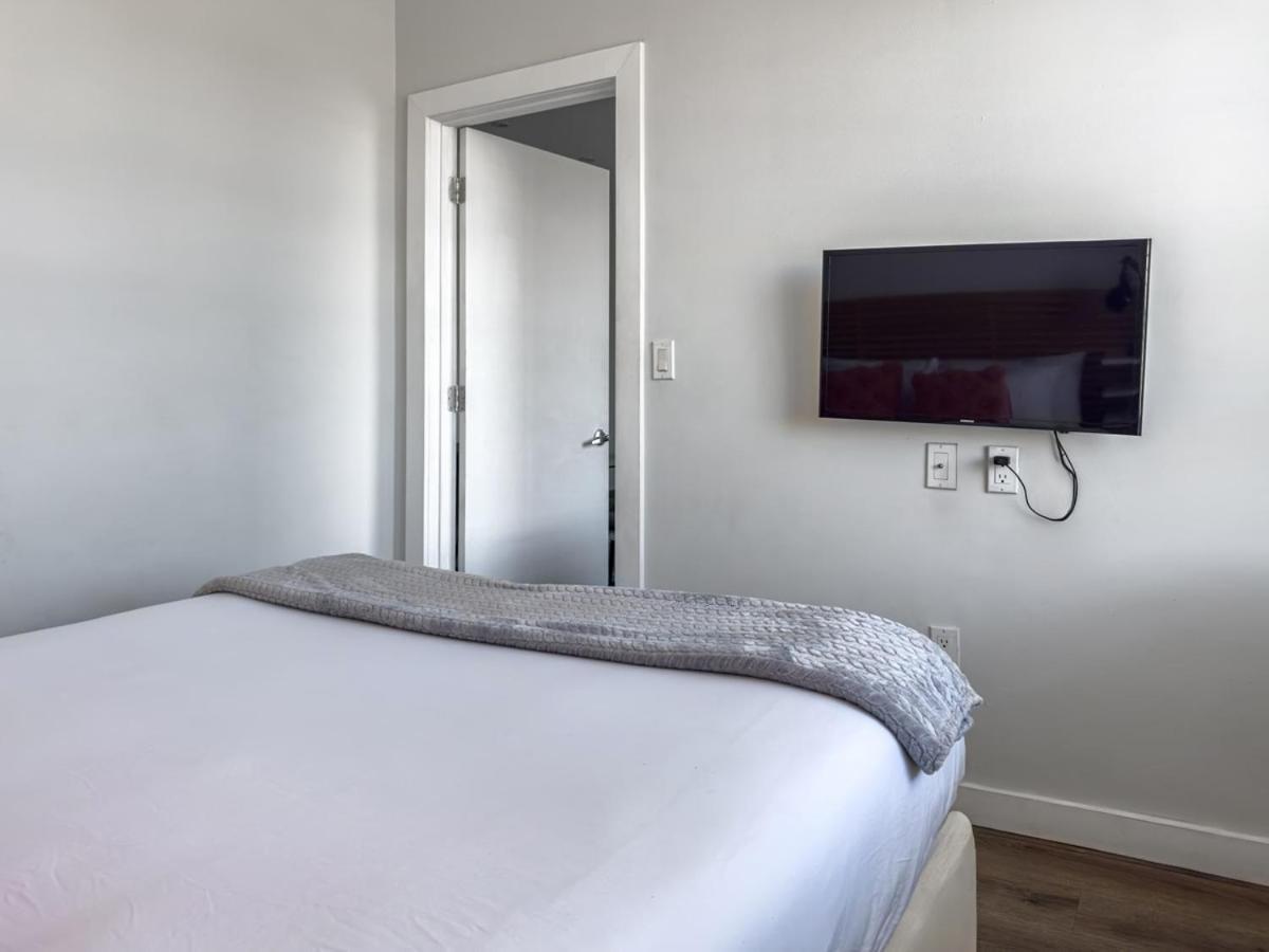 Luxe 2Br1Bath South Beach 1 Min Walk From Ocean Miami Beach Bagian luar foto